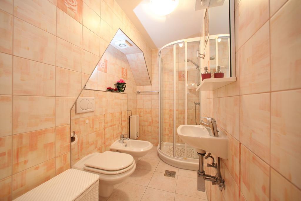 Holiday Home Villa Bella Върсар Стая снимка