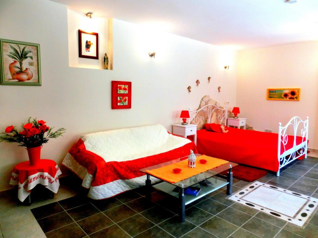 Holiday Home Villa Bella Върсар Стая снимка